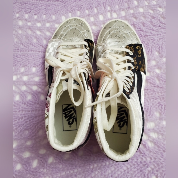 High Top Vans Floral Patchwork Style Sneakers Size 9 Boho Chic Classic - Picture 16 of 16